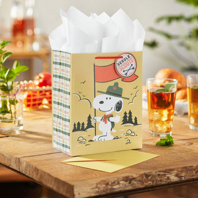 Beagle Scouts Snoopy Medium Gift Bag