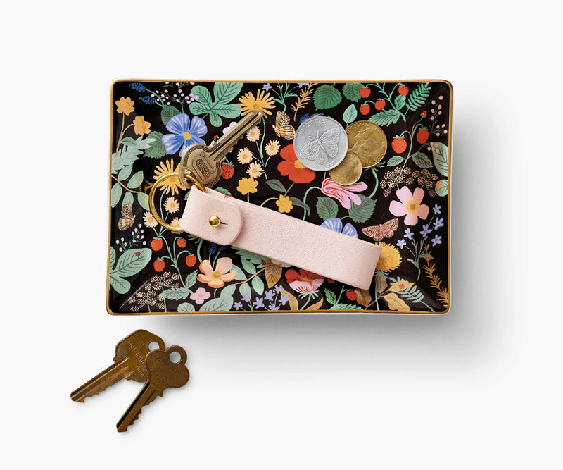 our catchall tray, perfectly sized for keys or jewelry. 