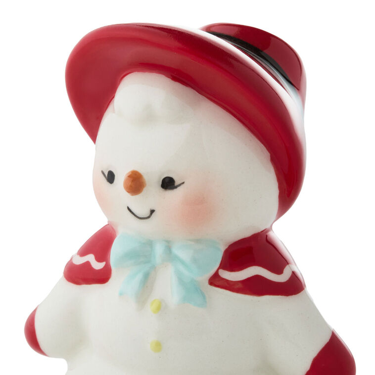 Sculpted Snow People Salt and Pepper Shakers, Set of 2