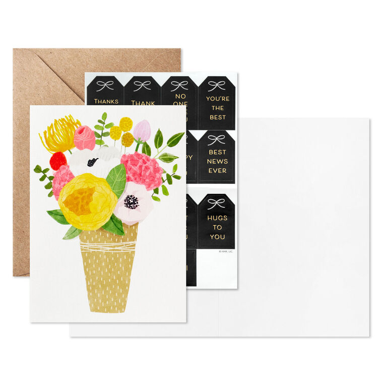 Blank note cards with floral vase illustration and customizable black gift-tag stickers, packaged in kraft wrap.
