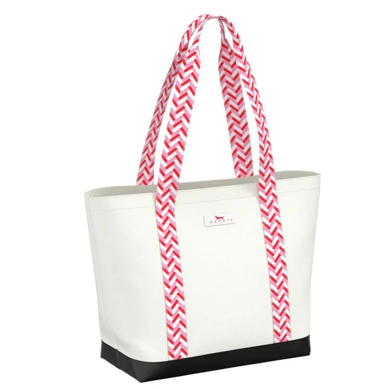 Lightweight zip-top shoulder bag with patterned handles and coated canvas finish. Ideal for travel, summer outings, or everyday use.