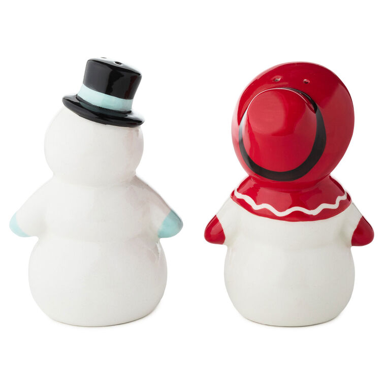 Sculpted Snow People Salt and Pepper Shakers, Set of 2