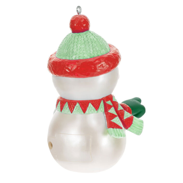 Funny snowman Christmas ornament with pullable arm and silly sound effects, battery operated holiday decoration

