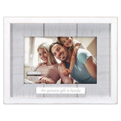 The Greatest Gift Is Family 4x6