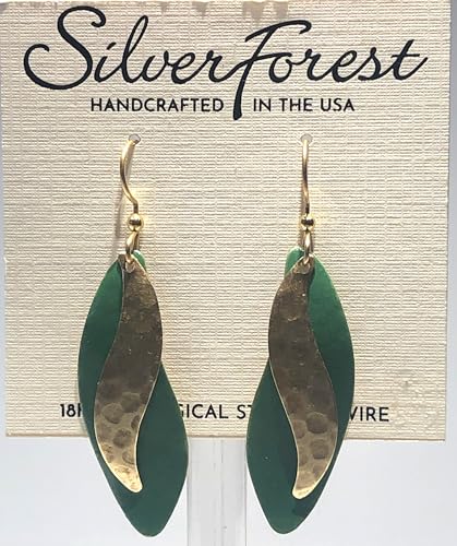 Layered Organic Shapes Pierced Earrings