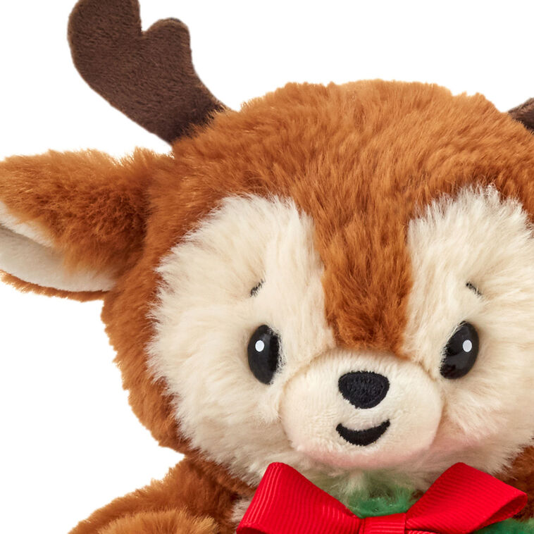 Reindeer With Wreath Plush, 6"