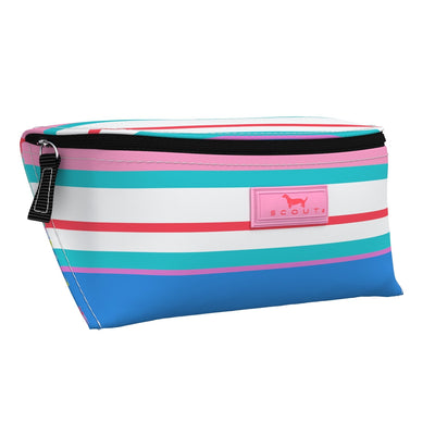 SCOUT Eye Candy eyeglasses case in Summer Friyay pattern with soft quilted lining and zip closure to protect glasses from scratches.
