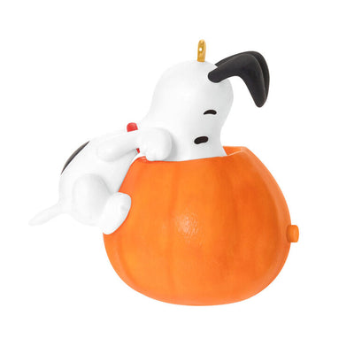 Snoopy Halloween ornament with glowing jack-o'-lantern, plays music and spooky sounds when button is pressed
