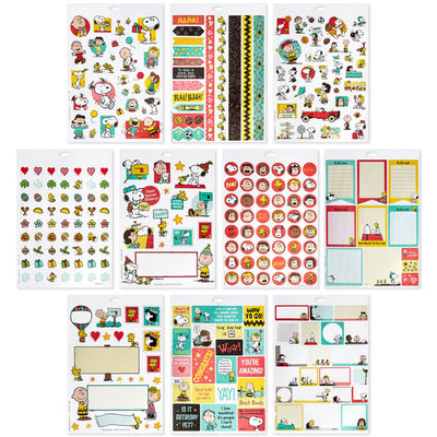 Peanuts Snoopy and Friends Sticker Book