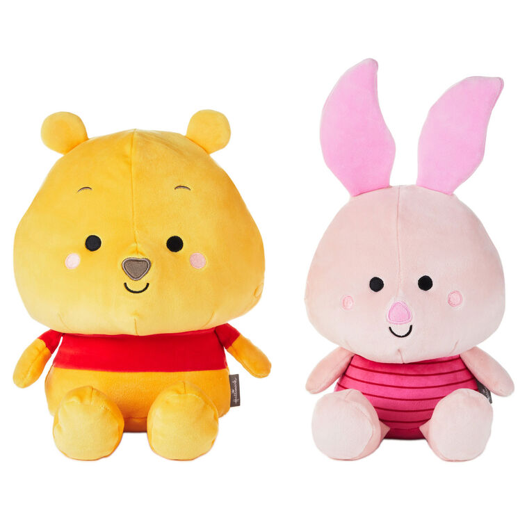 Large plush Disney Winnie the Pooh and Piglet with magnets, soft fabric and embroidered features.
