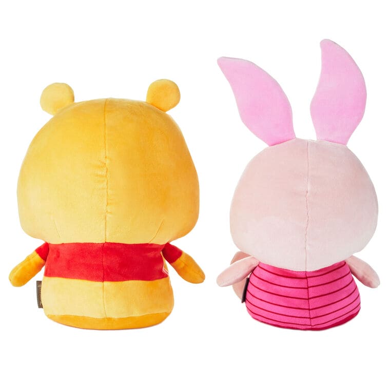 Large plush Disney Winnie the Pooh and Piglet with magnets, soft fabric and embroidered features.
