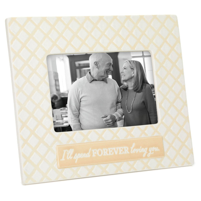 Hallmark yellow and white ceramic 4x6 picture frame with embossed diamond pattern and "I&