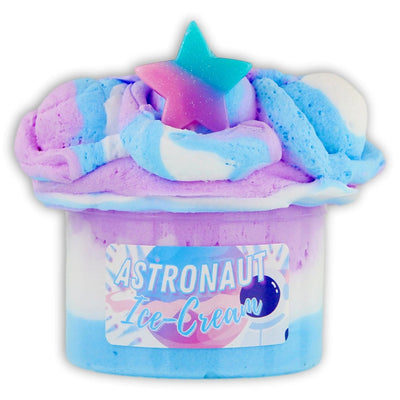 “Astronaut Ice Cream” with a star on the lid. There is text on the container that says “Astronaut Ice Cream” and “Loe Brea”