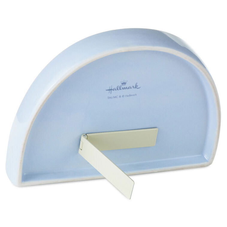 Hallmark rainbow-shaped blue ceramic trinket dish with “Believe” metal token and inspirational quote.