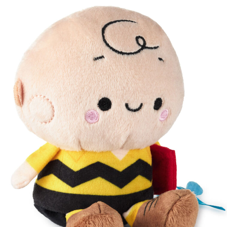 Peanuts 75th Anniversary Mystery Box Mini Magnetic Plush