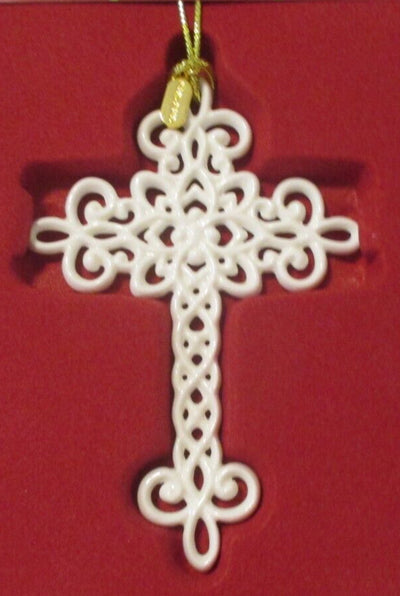 2025 snow fantasies coss ornament   4.75"   new in box