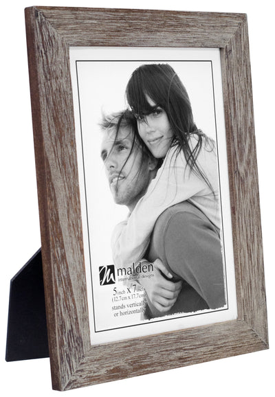 Gray Ridge Frame - 5x7 with the cozy, lived-in feel of this beautiful Malden Grey Ridge Linear Frame. 