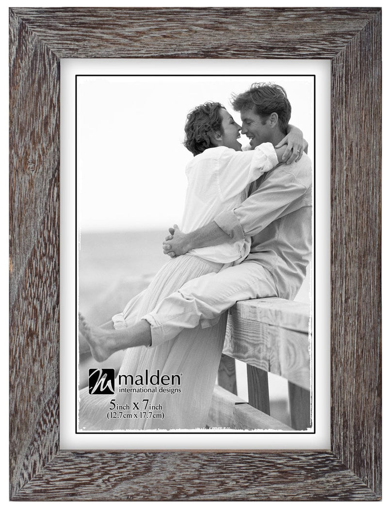 Gray Ridge Frame - 5x7 with the cozy, lived-in feel of this beautiful Malden Grey Ridge Linear Frame. 