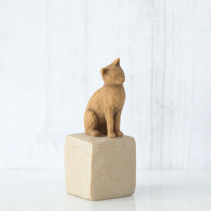 Love My Cat (Dark) – Willow Tree with The figure of a dark gray cat, perched atop a small pedestal